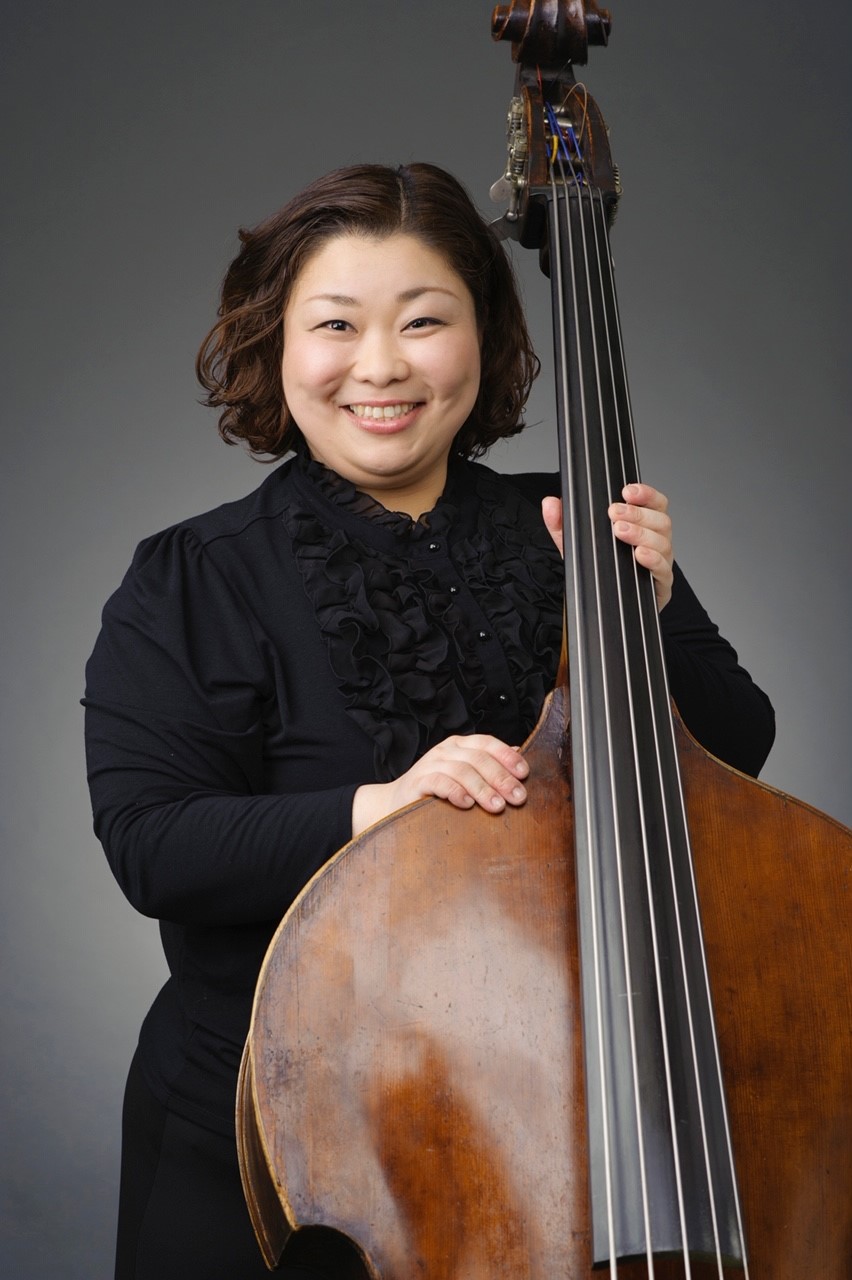 05_矢内陽子(コントラバス) yanai1