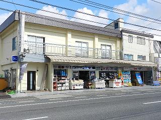 シューズショップタケダ藍住店